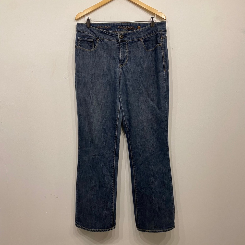 Faded Glory Curvy Boot Jeans Womens 14 Medium Wash Denim Blue Bootcut Stretch